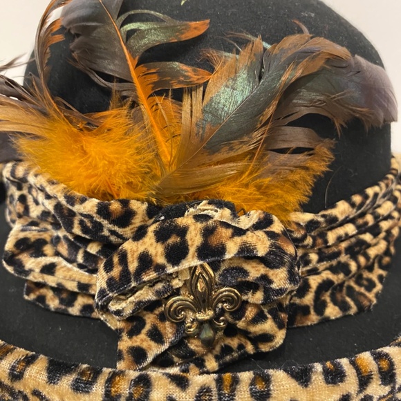 Black and Leopard Women's Bowler Hat with Feathers - Picture 5 of 5